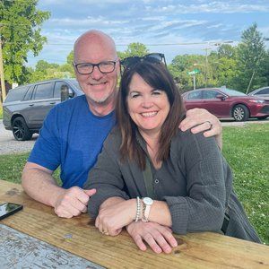 Meet your Posher, Sharon